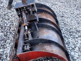 Lama zapada, folosita o iarna pe buldoexcavator, instalatie hidraulica