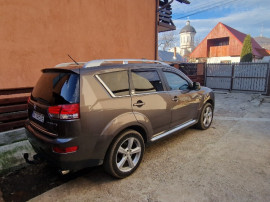 Citroen C Crosser 2,2 HDi