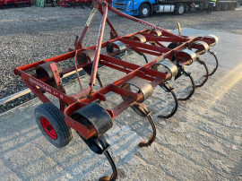 Gruber / Cultivator Kongskilde &ndash; 3 m, pe arcuri
