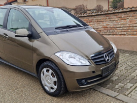 MERCEDES-BENZ A150 Hatchback