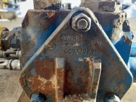 Distribuitor hidraulic pentru buldoexcavator Case 580 SR