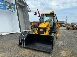 Buldoexcavator JCB 3CX , 2025