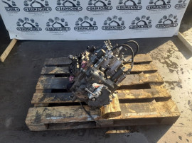 Distribuitor hidraulic C0170-55068 pentru excavator pe senile Case 240