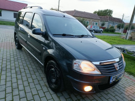Dacia Logan MCV Facelift-7Locuri-An2010 Benzina-Inmatriculat