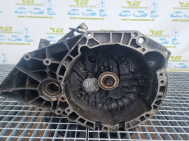 Cutie de viteze manuala 5 trepte 4x4 2 0 TD4 M47 Land Rover