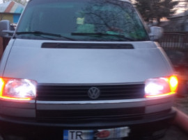 Volkswagen transporter T4 8+1 locuri an Proprietar schimb cu DASTER
