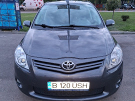 Toyota auris 2010 facelift diesel 1.4 6 viteze alarma camera senzori