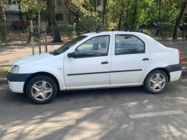 Auto dacia logan