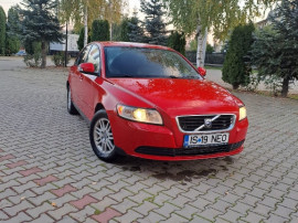 Volvo V 40, 2009, 1.6 tdi - posibilitatea rate