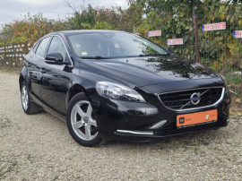 Volvo V40 2.0 D2 Summum Business 2015 Led Navi Piele Rate