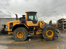 Dezmembrez incarcator frontal Vola Volvo L110G , 2013