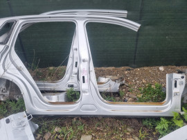 SENZOR RADAR / DISTRONIC Suzuki Vitara 2015