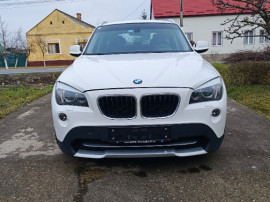 BMW X1 an 2010 diesel 20 tdi X DRIVE Navigație klimatronic