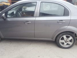 Dezmembrez chevrolet aveo motor 1.4 benzina an 2008 capota fata,aripa