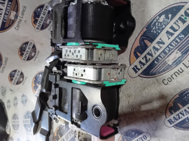 Set Centuri fata cu capsa Audi A4 B8