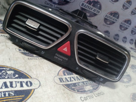 Grila ventilatie centrala Volkswagen Scirocco 2011