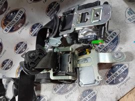 Set Centuri fata cu capsa Mercedes C-Class 2009