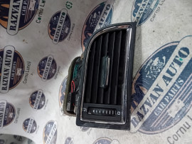 Grila ventilatie dreapta Skoda Superb 2 2012