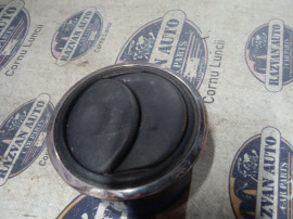 Grila ventilatie Dacia Duster 2013