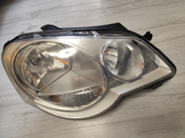 Faruri Hella pentru VW POLO 2008