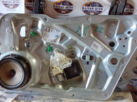Macara geam dreapta fata Volkswagen Tiguan 2014
