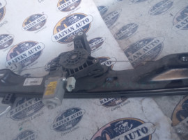 Macara geam stanga fata Renault Kadjar 2016