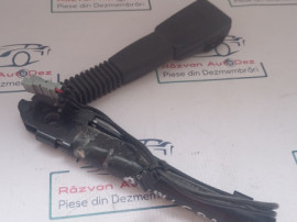 Teaca cu pretensioner dreapta BMW E90