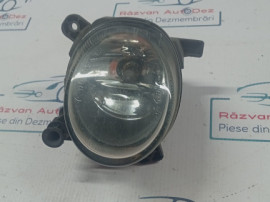 Proiector dreapta Volkswagen Passat CC 2010