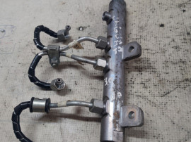 Rampă injectoare dreapta Jaguar XF 2010