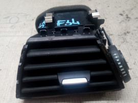 Grila ventilatie stanga BMW Seria 3 GT F34 2014