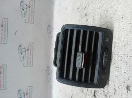 Grila ventilatie dreapta Volkswagen Jetta 2011