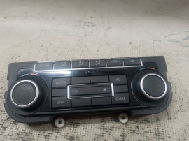 Panou comanda clima Volkswagen Tiguan 2011