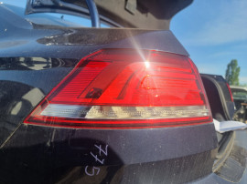 Stop stanga aripa Volkswagen Passat B8 Berlina 2015