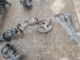 Fuzeta cu amortizor stanga fata Nissan Juke 1.2 Benzina 2018