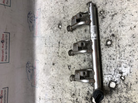 Rampa injectoare Ford Ecosport 1.0 Benzina 2015