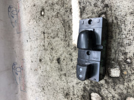 Butoane geamuri electrice Nissan Juke 1.2 Benzina 2018