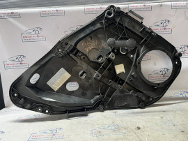 Macara geam stanga spate Ford Fiesta 2012
