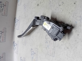 Pedala acceleratie Volkswagen Touareg 3.0 2012