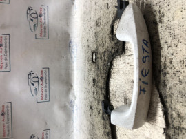 Maner exterior stanga fata Ford Fiesta 2010