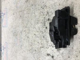 Broasca hayon Peugeot 3008 2018