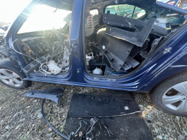 Prag stanga tabla Skoda Superb 3 Berlina 2017