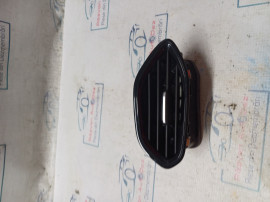 Grila ventilatie dreapta Opel Crossland X 1.2 Benzina 2018