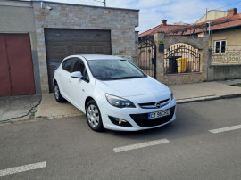 Opel Astra J * 2016 * * 95 .000 KM * Stare Nouă * 100 CP *