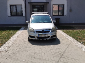 Opel. Zafira. 7 locuri.