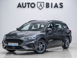 Ford Focus Turnier 1.0 EcoBoost Start-Stopp-System ST-LINE X