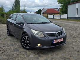 Toyota Avensis/2011/2.0 D /126 CP/ Clima/Navi/ Camera /