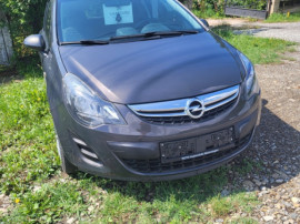 Opel Corsa 1.4 benzină