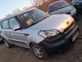Kia soul, 2011, 1.5 tdi = rate cu buletinul