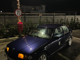BMW E36 Compact &bull; 1.6 benzină &bull; Pilot automat &bull; ASC &bull; Piele