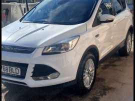 Ford Kuga autoturism